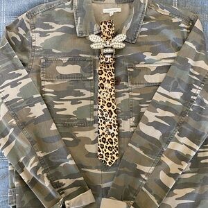 Maurices Green Camouflage Men's Shirt
